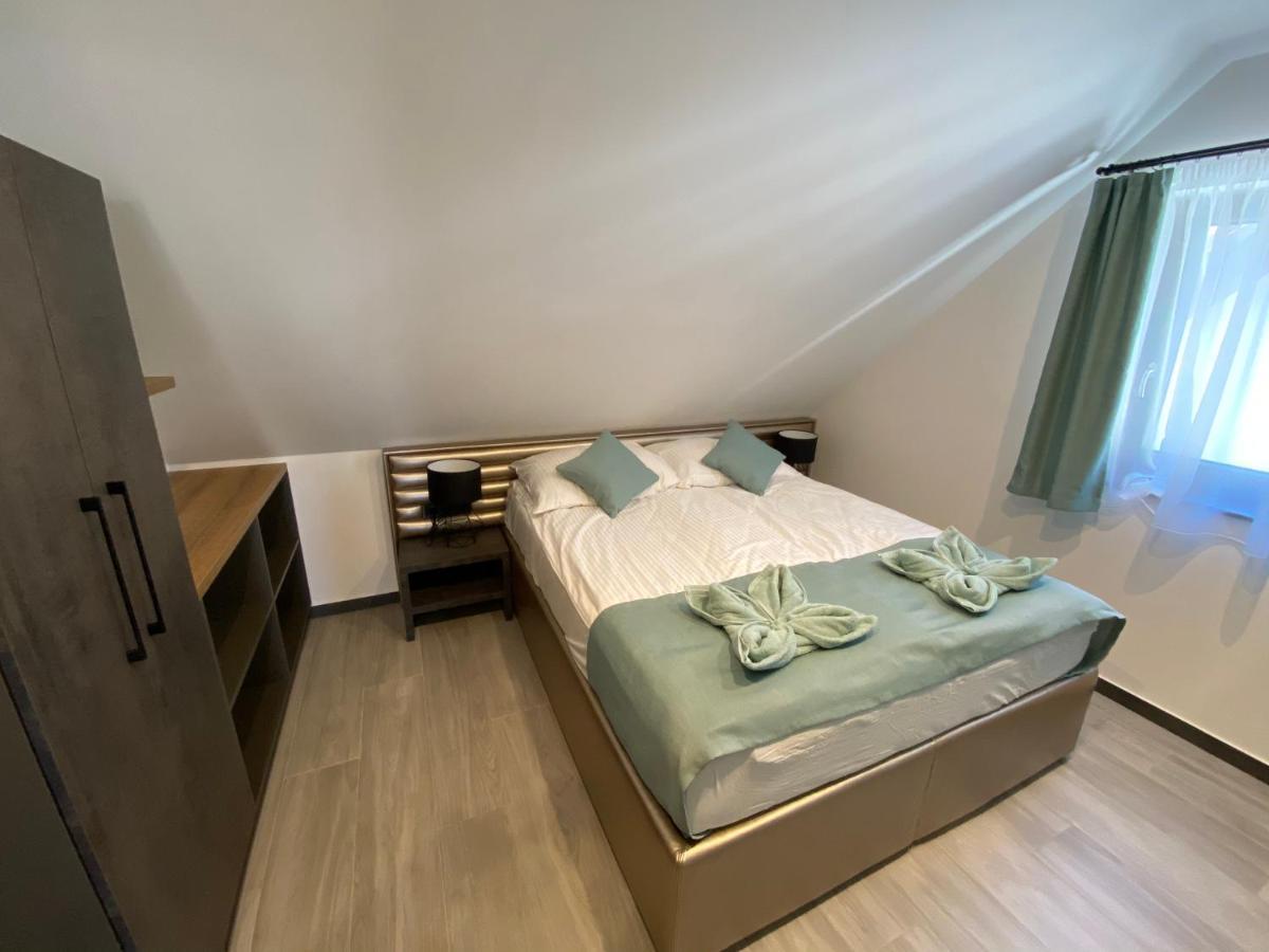 Luxury Apartments Keszthely Esterno foto